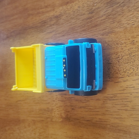 2010 Toyi Push and Go Dump Truck - Picture 3 of 5